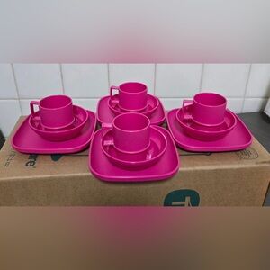 Tupperware Beautiful Set for Kids Mini party set